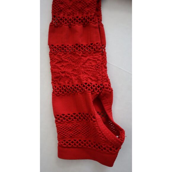 Free People Movement Women's Sz XS/S Winterberry Red Take On Me Layer Top - Picture 5 of 8